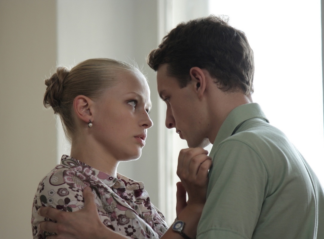 Юлия Пересильд, кадр из сериала «Дело гастронома №1»