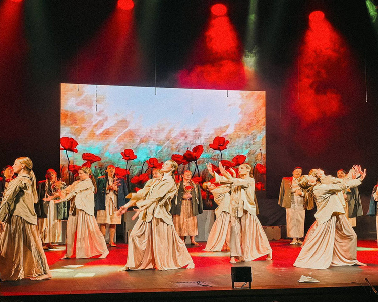     Спектакль «Непокорённый Курск» успешно показан в Минске