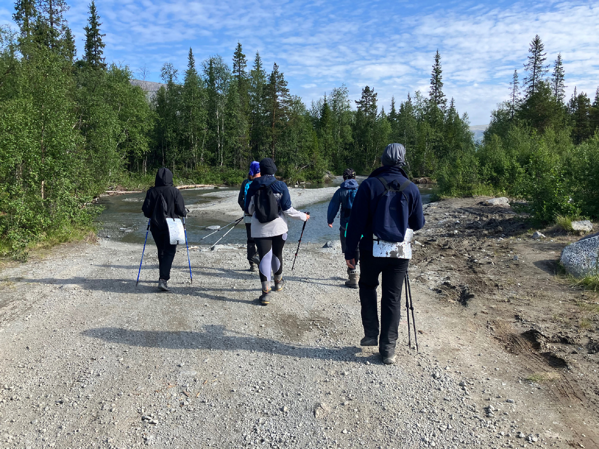 Идём к озеру Щучье