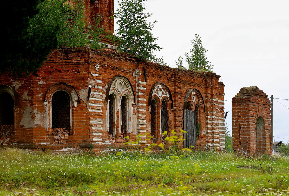 Крестовоздвиженская церковь. Село Ленёвское, Свердловская область. Фото Максим Титовец
