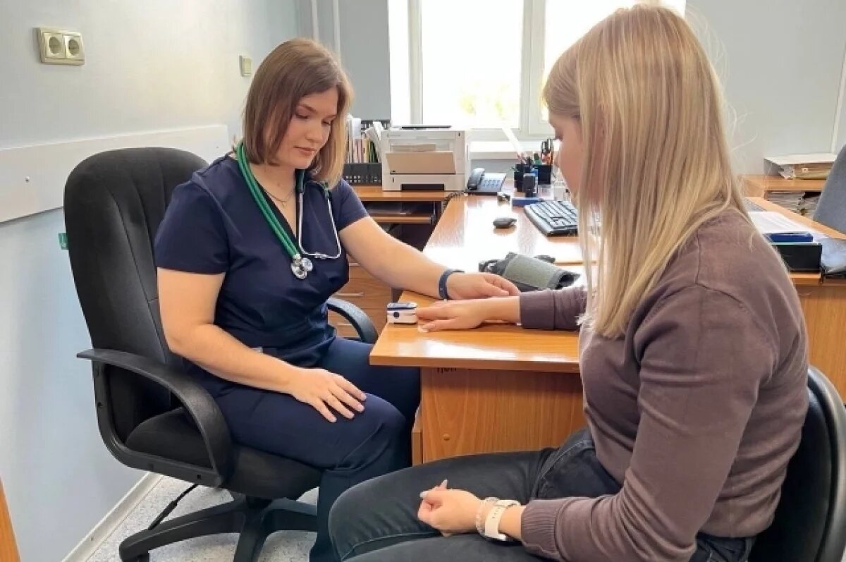    В Кузбассе трудоустраивают 1044 молодых медика ежегодно