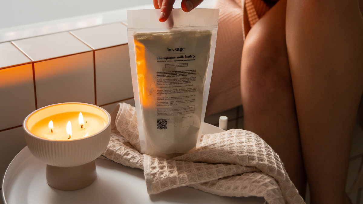 На фото: молочная ванна с ароматом шампанского be.sage