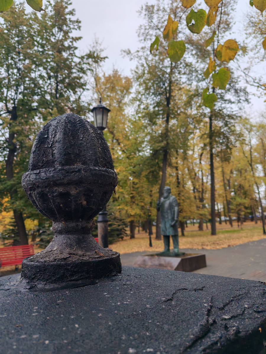 Сквер имени Ивана Яковлева. г. Ульяновск. Фото атора.