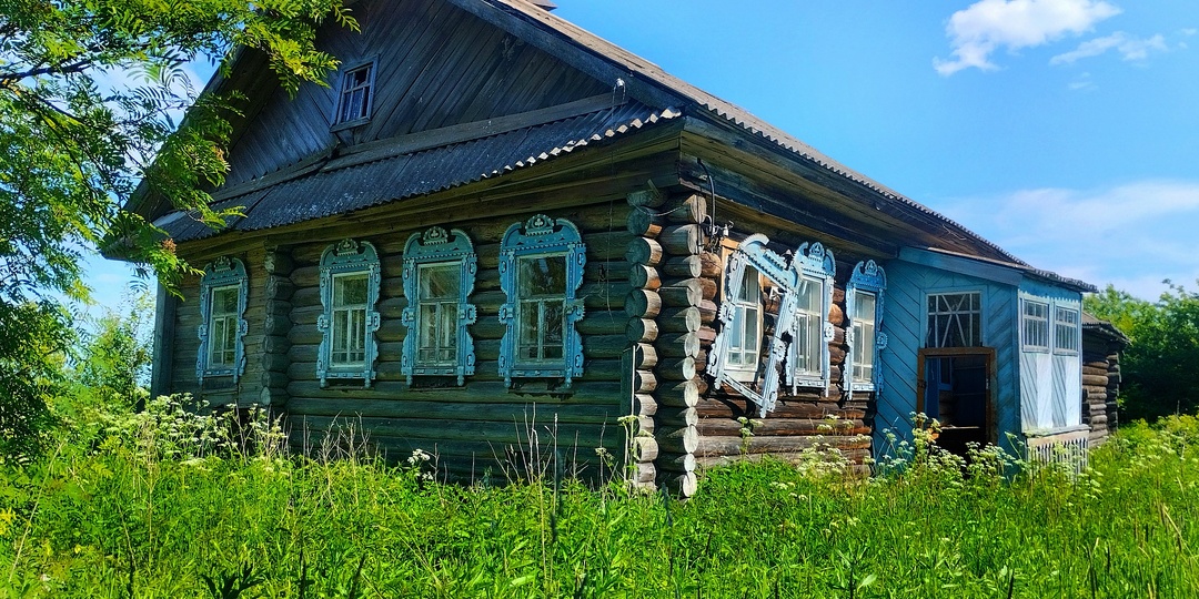 СЮДА ВЕДЁТ ХОРОШАЯ ДОРОГА, РЯДОМ ГОРОД, НО ЛЮДИ УЕХАЛИ ОТСЮДА. ЗАБРОШЕННЫЙ ПОСЁЛОК ПАВЛОВСКИЙ