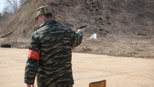 На занятиях по огневой подготовке. 196 гв. ВТАП. 