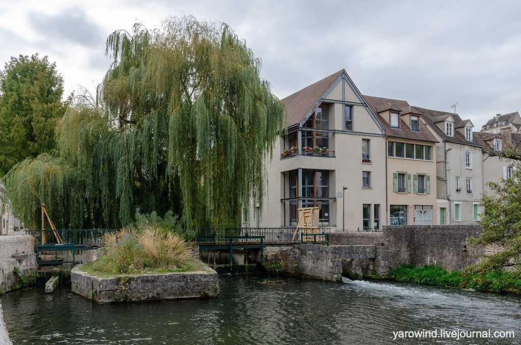 Шартр, Франция