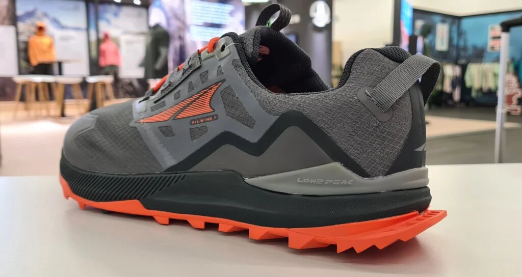 Altra Lone Peak All WTHR Low 2 