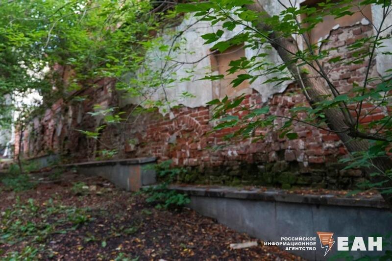    ЕАН. Сад Харитоновых в Екатеринбурге