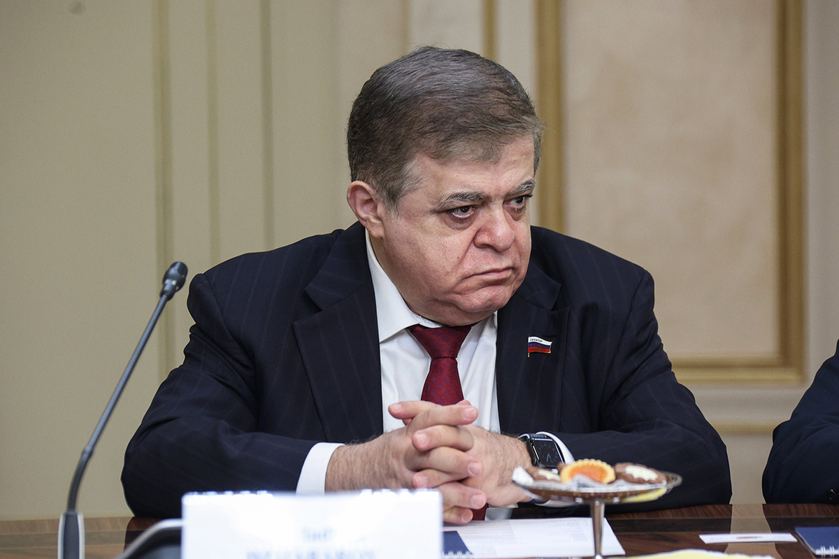 Джабаров заявил, что Зеленскому выгодна война, а не мир.  Фото: Фото: пресс-служба Совета Федерации Федерального Собрания РФ / council.gov.ru