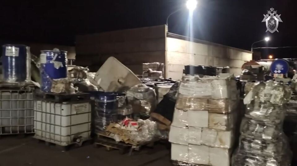    33 человека погибли в результате употребления суррогатного алкоголя в Ленобласти. Источник: СУ СК России по Ленинградской области