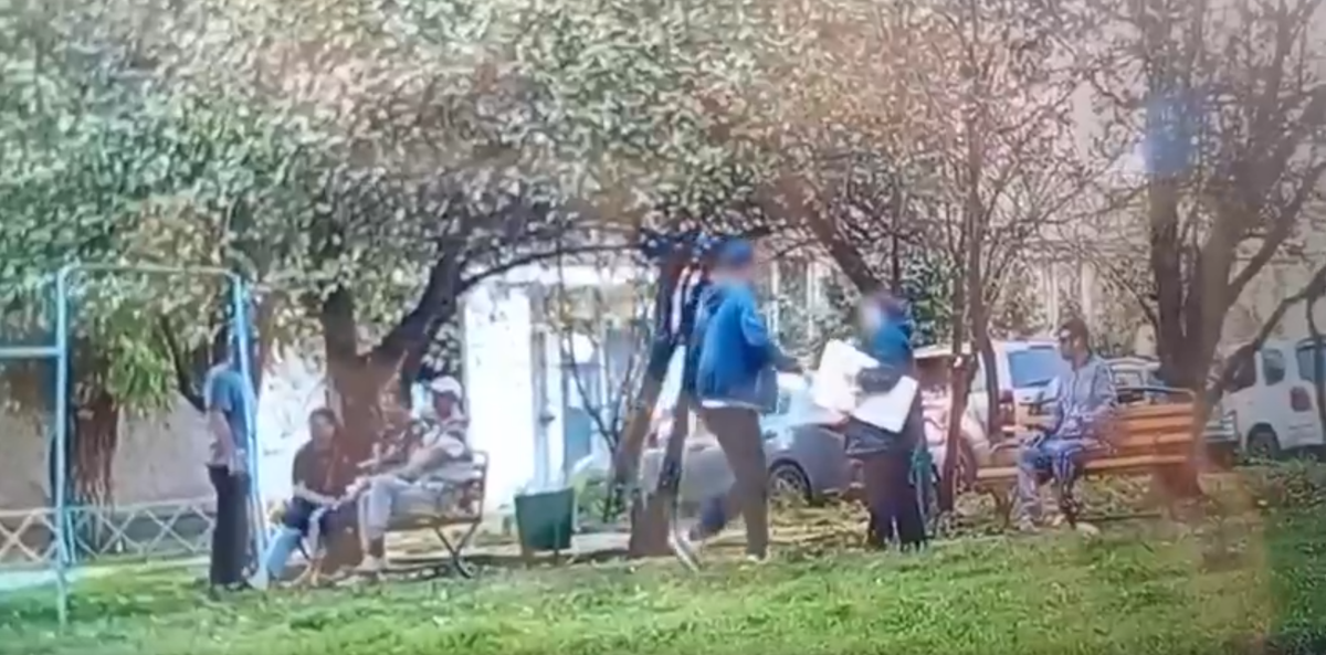     На правобережье Красноярска мужчина напал на 78-летнюю бабушку