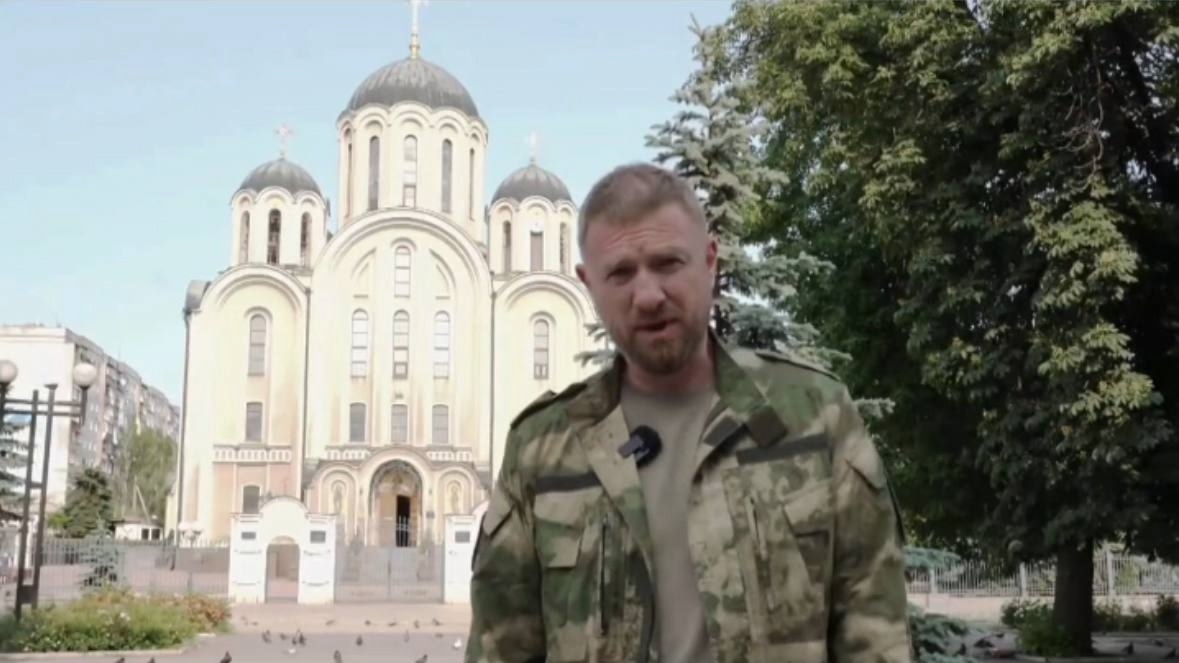    Журналисты медиахолдинга «Югра» создали фильм о строителях, восстанавливающих подшефную Макеевку