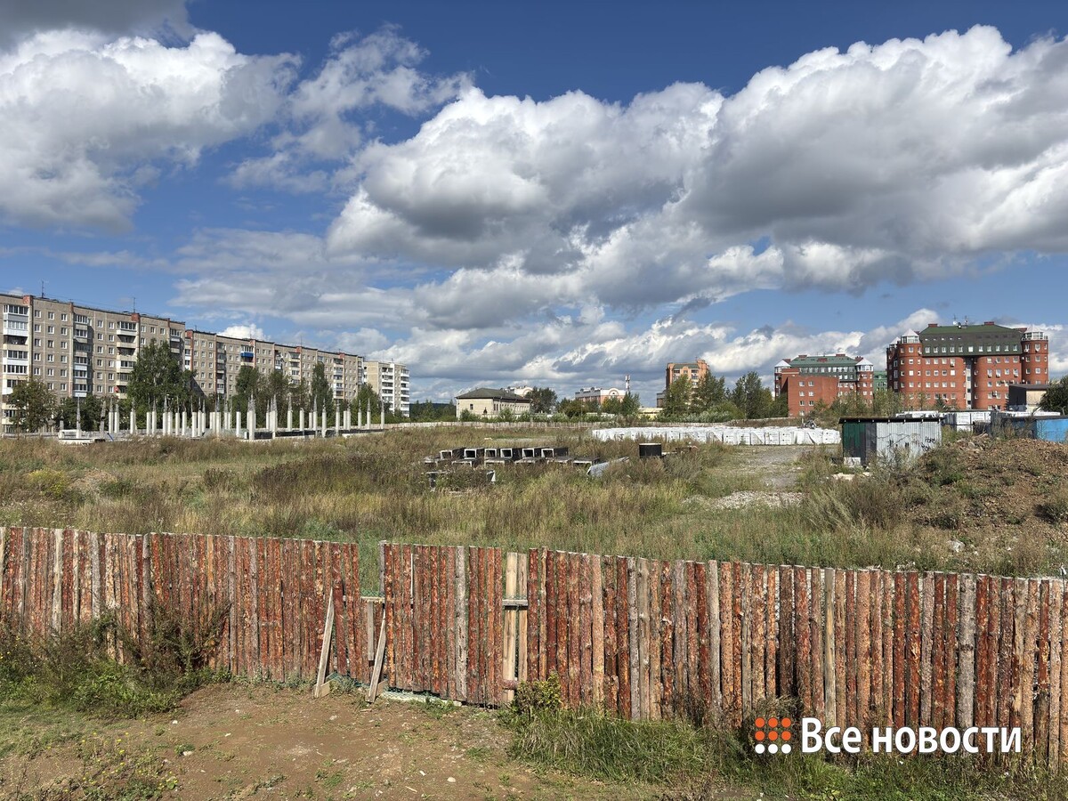 Стройплощадка детского центра на ГГМ / съёмка от 26 августа 2025 года 

