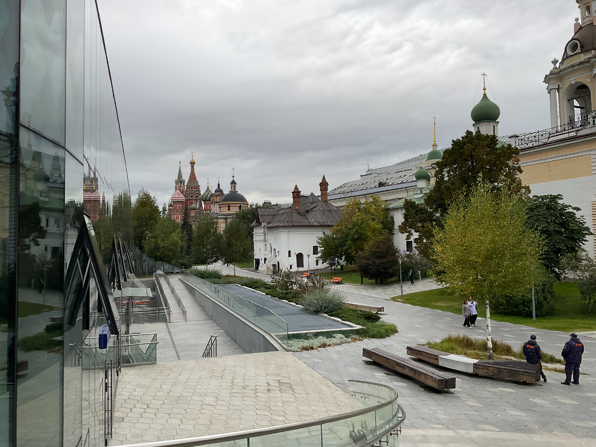  Городской культурно-просветительский центр «Зарядье». Фото автора.