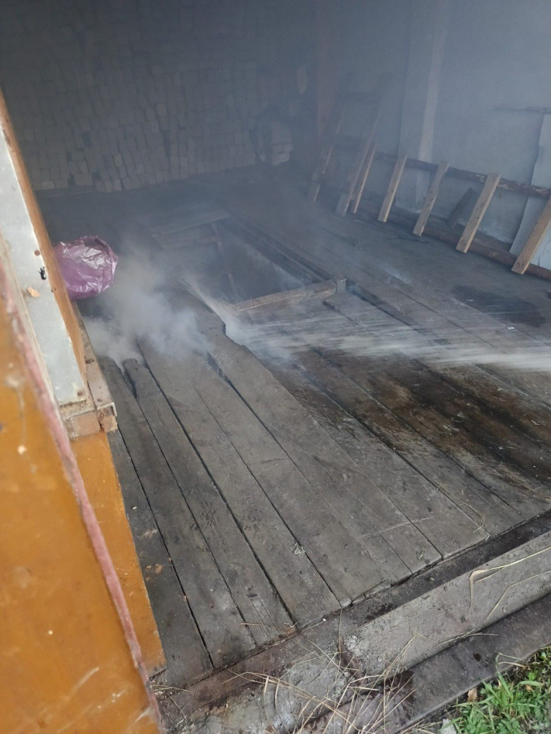    Гараж загорелся в Медвежьегорске