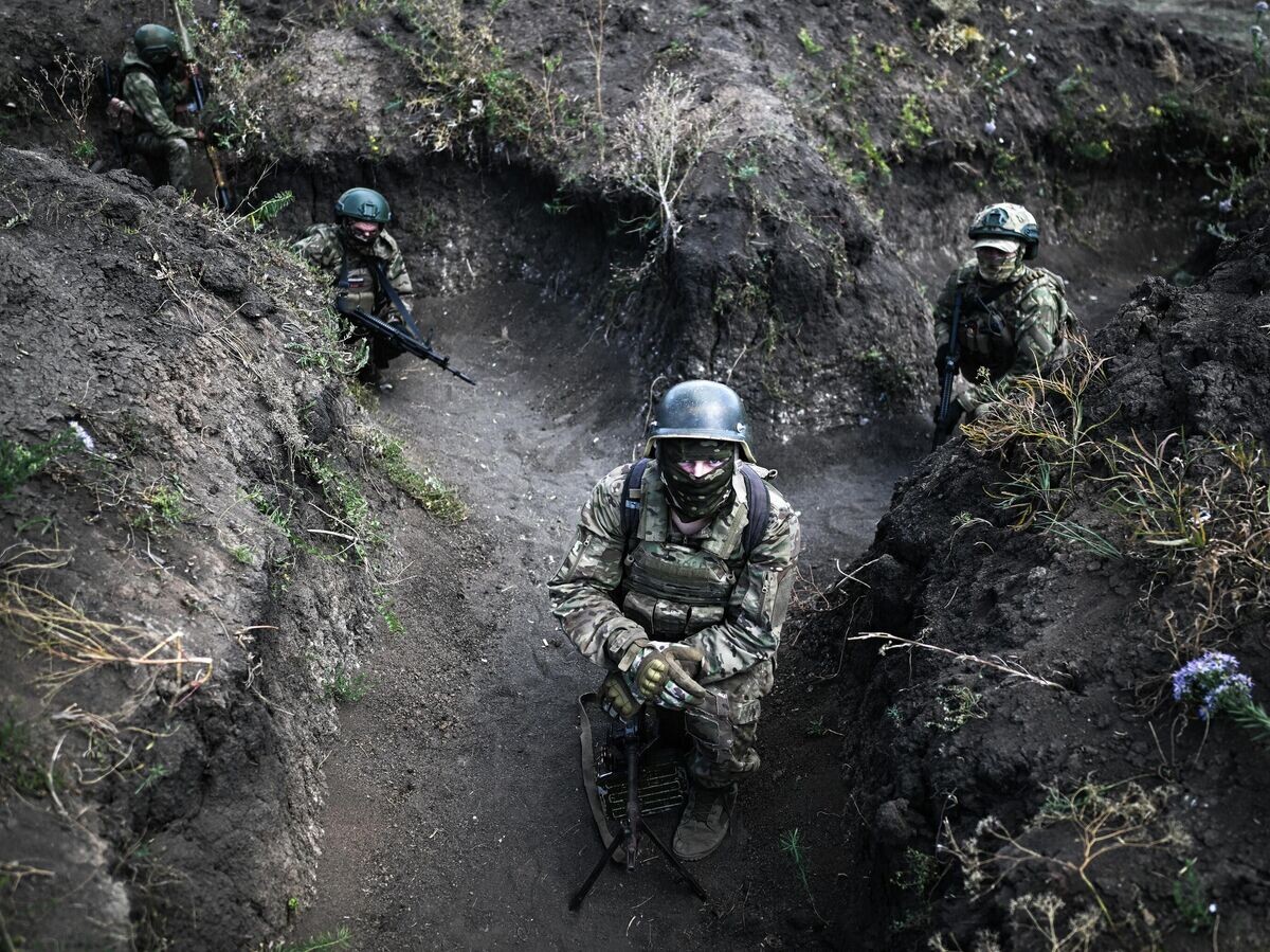    Российские военнослужащие© РИА Новости / Сергей Бобылев