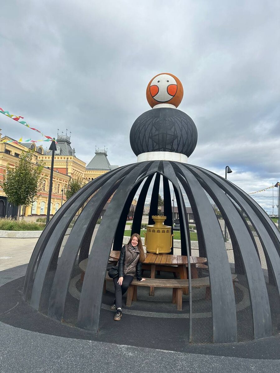 Баба на самоваре