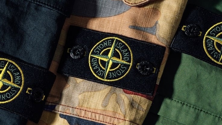 Патчи бренда “Stone Island”