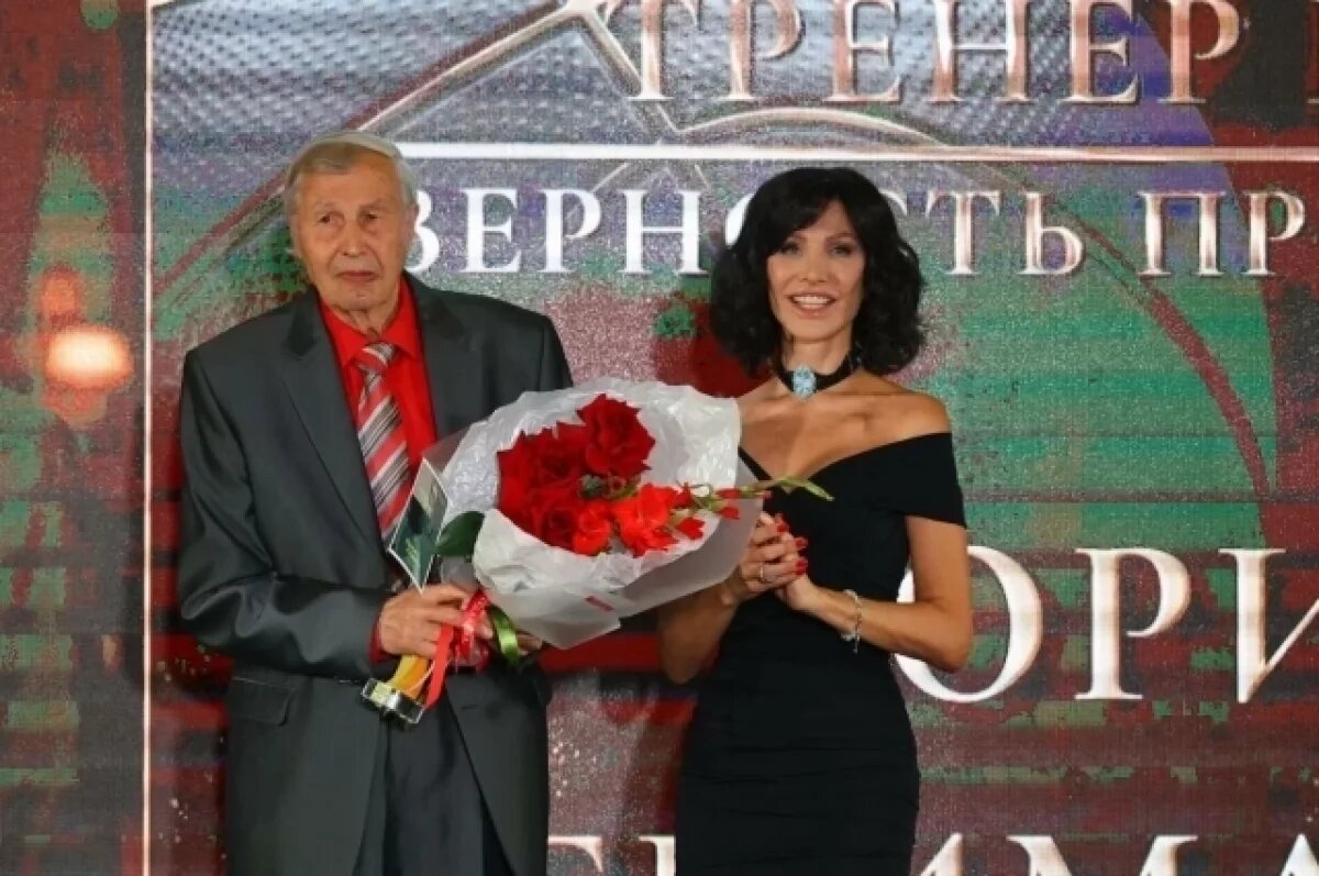    В Челябинске лучшие тренеры и спортсмены получили баскетбольный «Оскар»