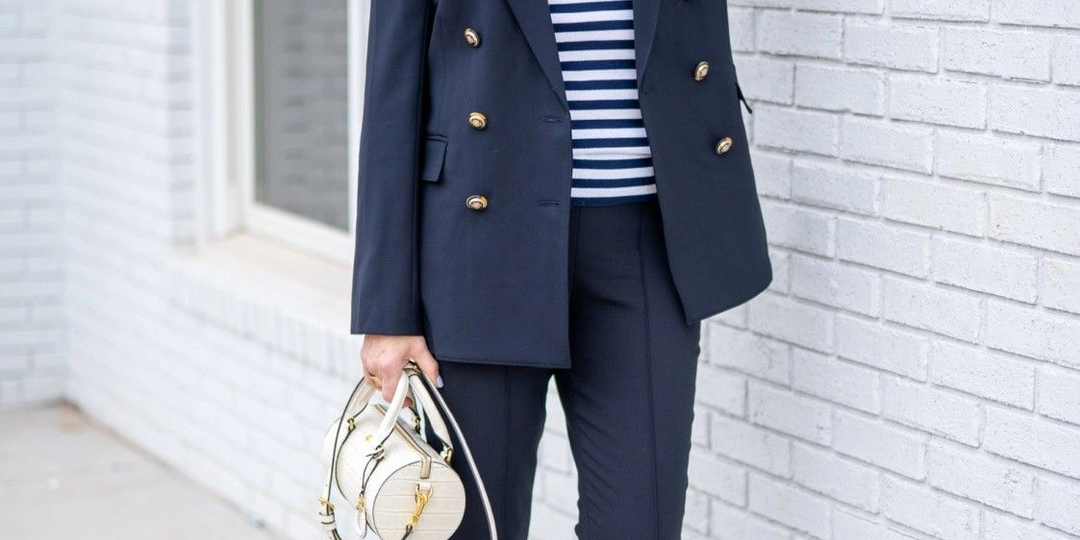 Чёрный устарел? 4 цвета, которые освежат лицо