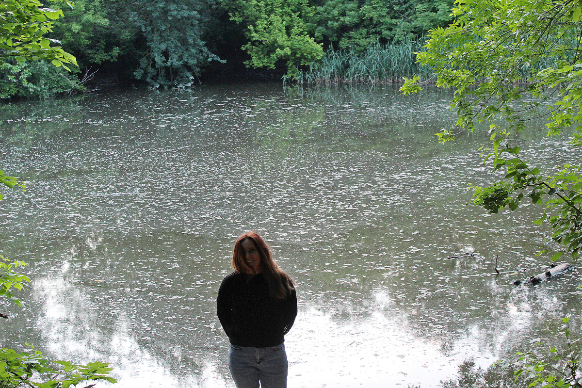 Гуляем по лесам, по болотам)