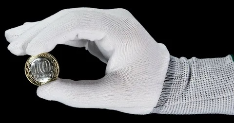 Нумизматические перчатки.