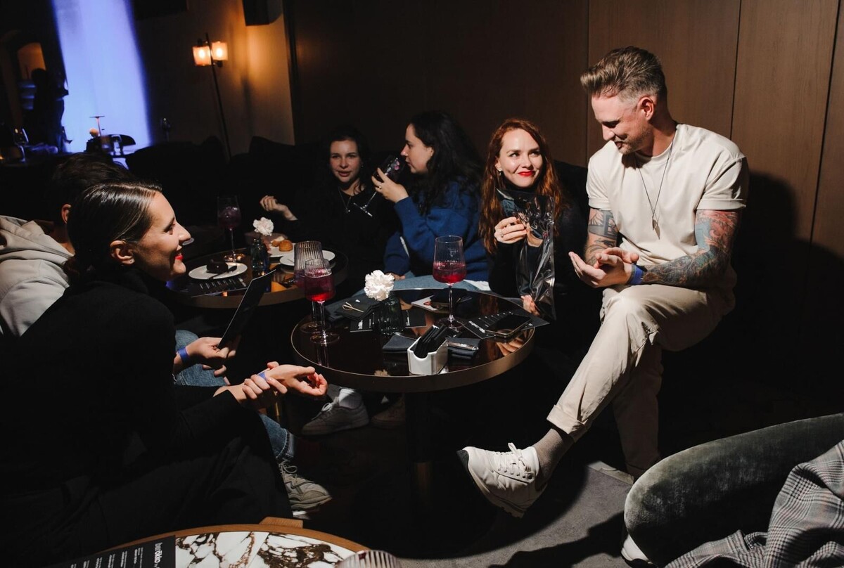 Листайте вправо, чтобы увидеть больше изображений