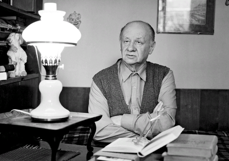Источник: culture.ru, на фото: Виктор Сергеевич Розов (1913–2004)