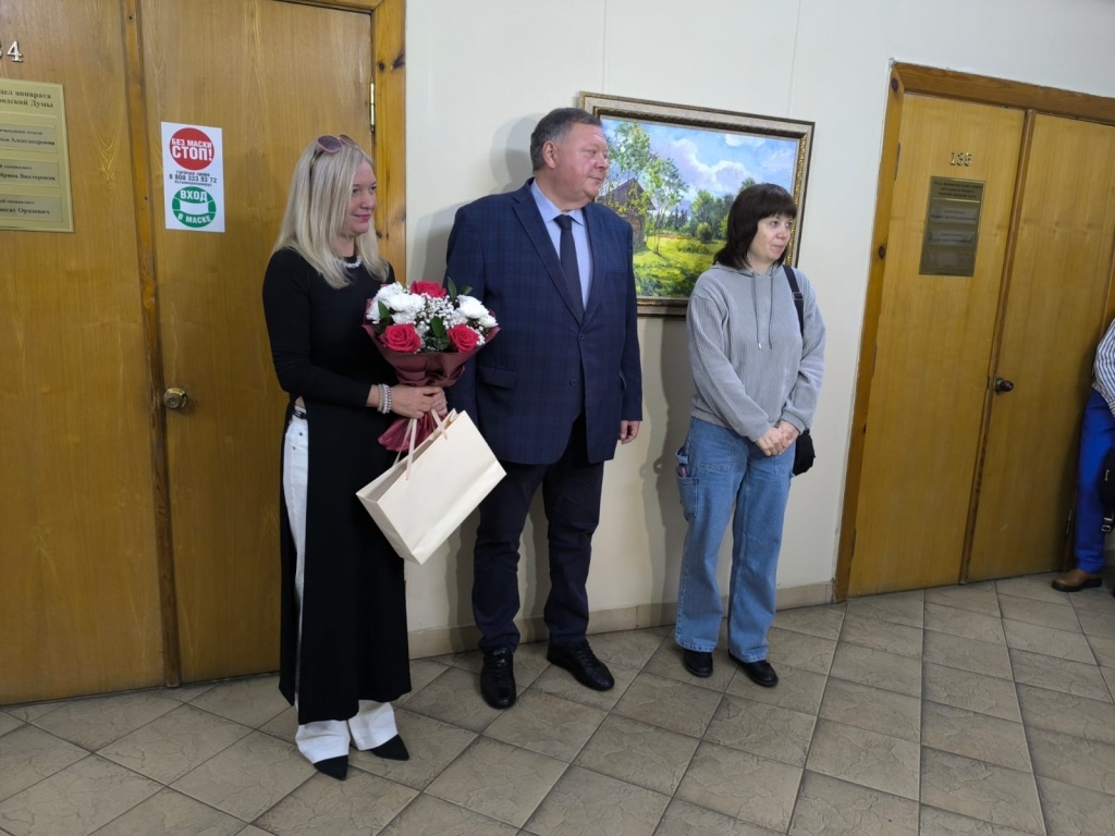 В стенах Тверской городской Думы открылась выставка Анастасии Вааль