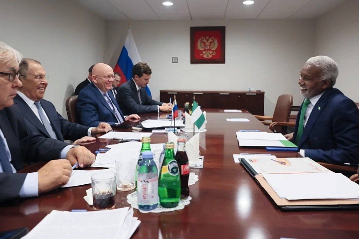 The Foreign Ministers of Russia and Nigeria