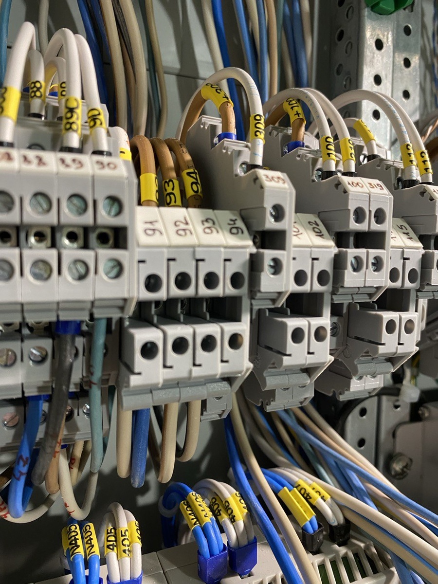 Проходные клеммы 91 92 93 94