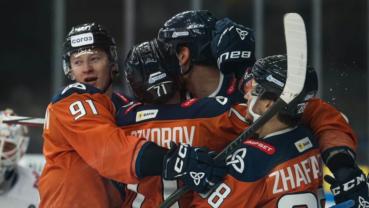    «Нефтехимик» идет среди лидеров чемпионата КХЛ.ХК «Нефтехимик»