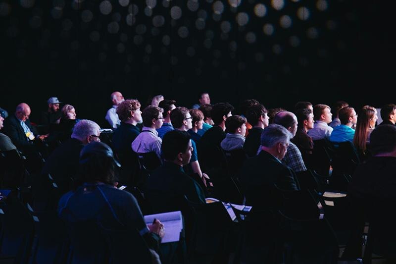    Фото пресс-службы «Авито» / Зрители на конференции