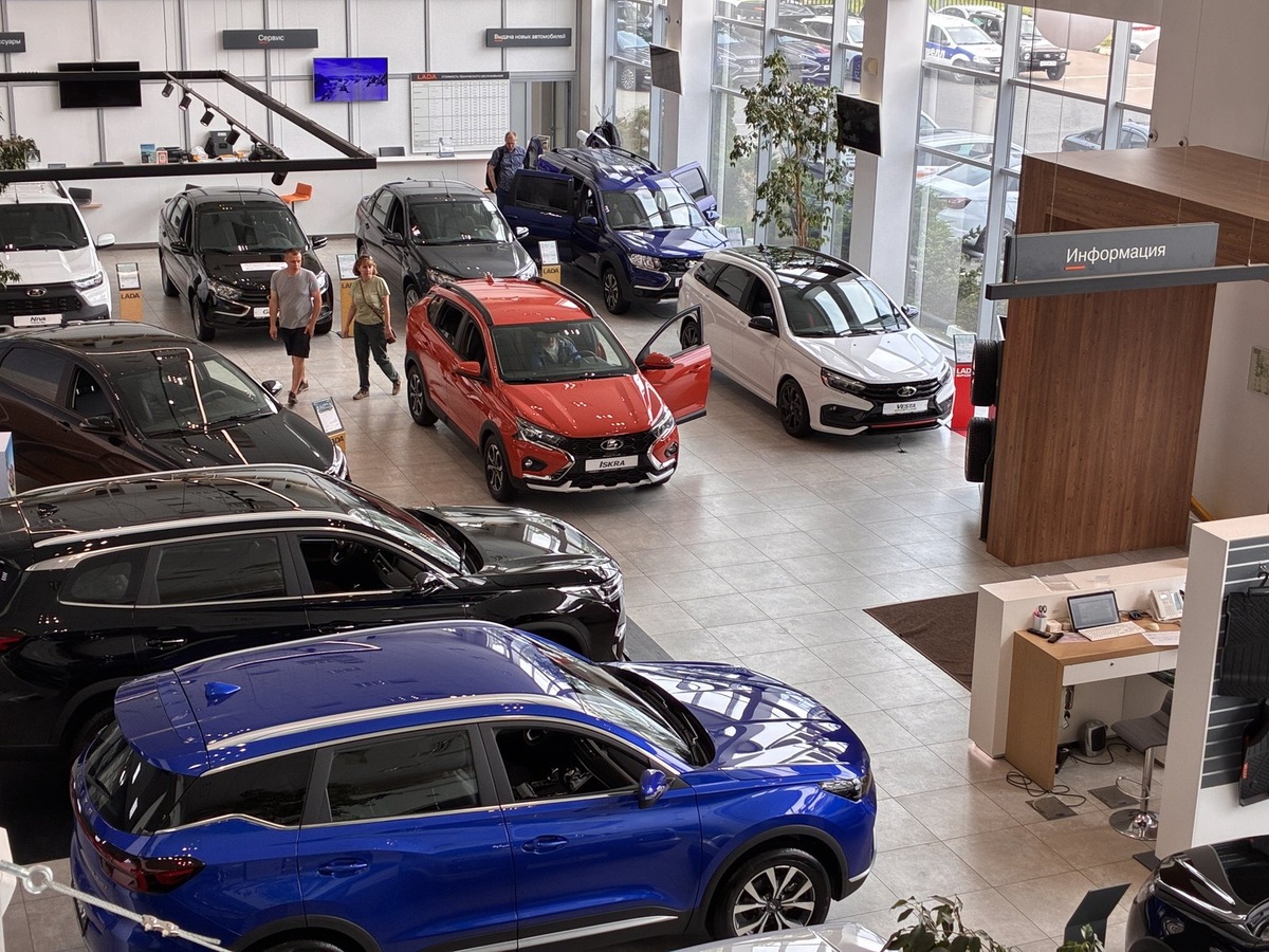    В прошлом году в Белоруссии купили больше 15 тысяч машин Lada
