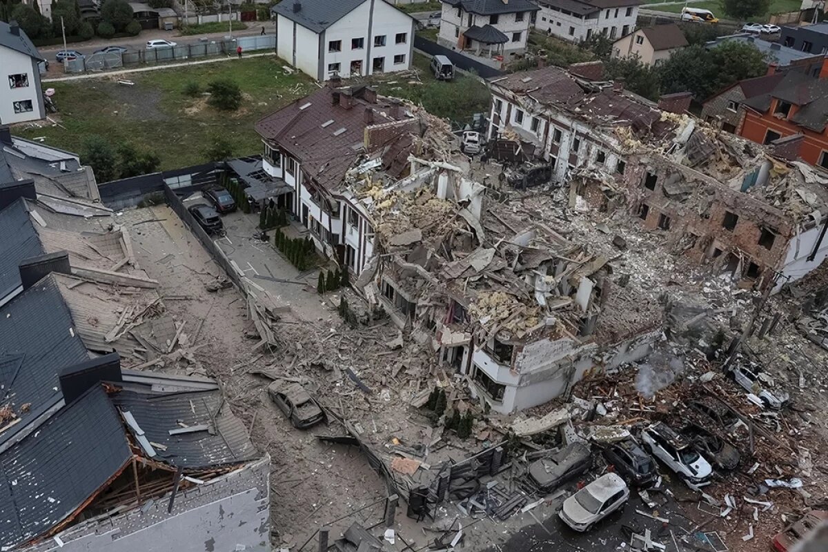    В очередной раз наши дроны атаковали ближний тыл врага.