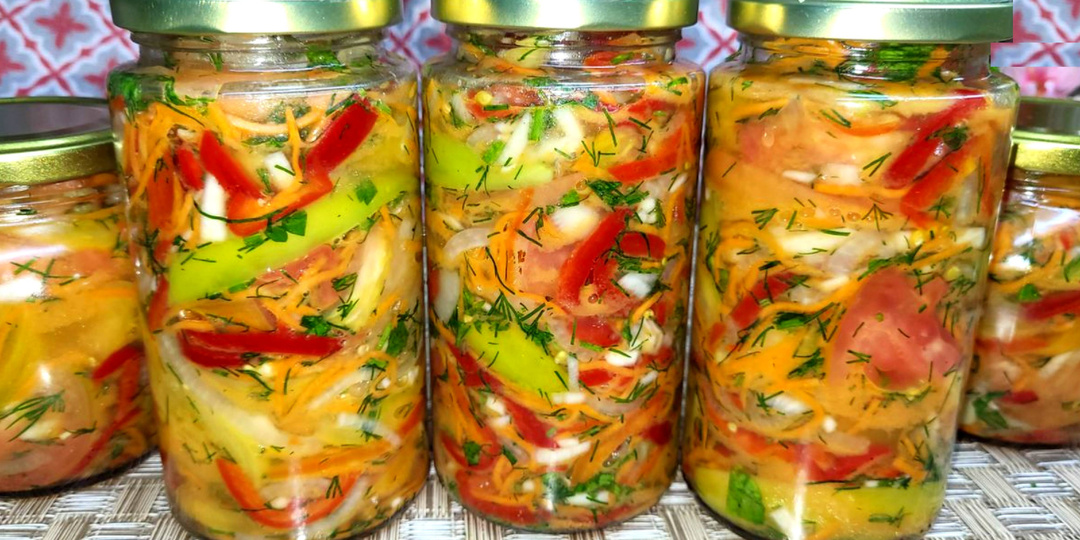 Улетная закуска! Обалденный салат на зиму ! Зелёные помидоры в собственном соку. Простой рецепт.