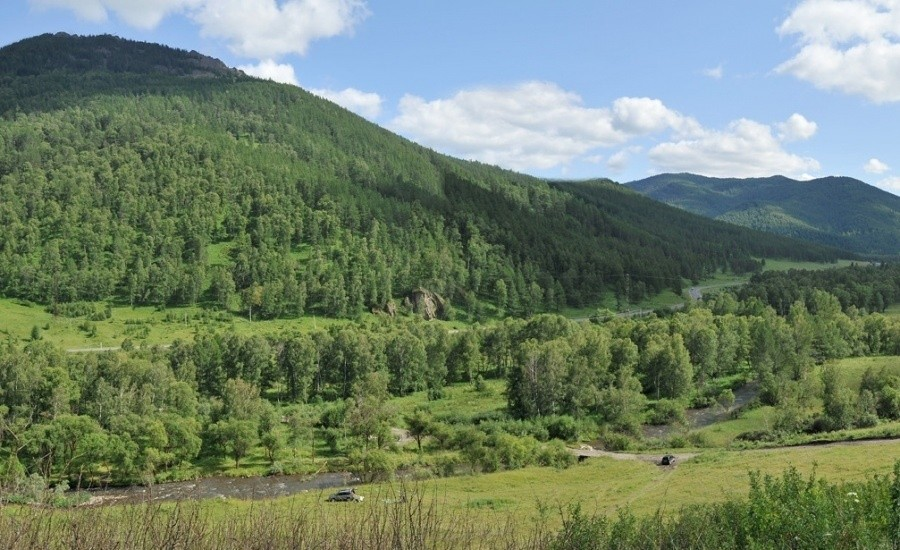 Хребет Малый Накас. Фото с сайта https://goru.travel/place/gora-nakas. Взято с Янжекс.Картинки