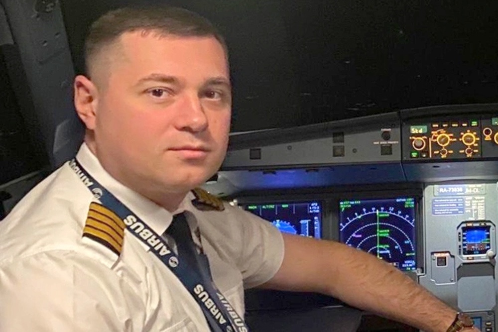    Командир Сергей Белов. / Ural Airlines