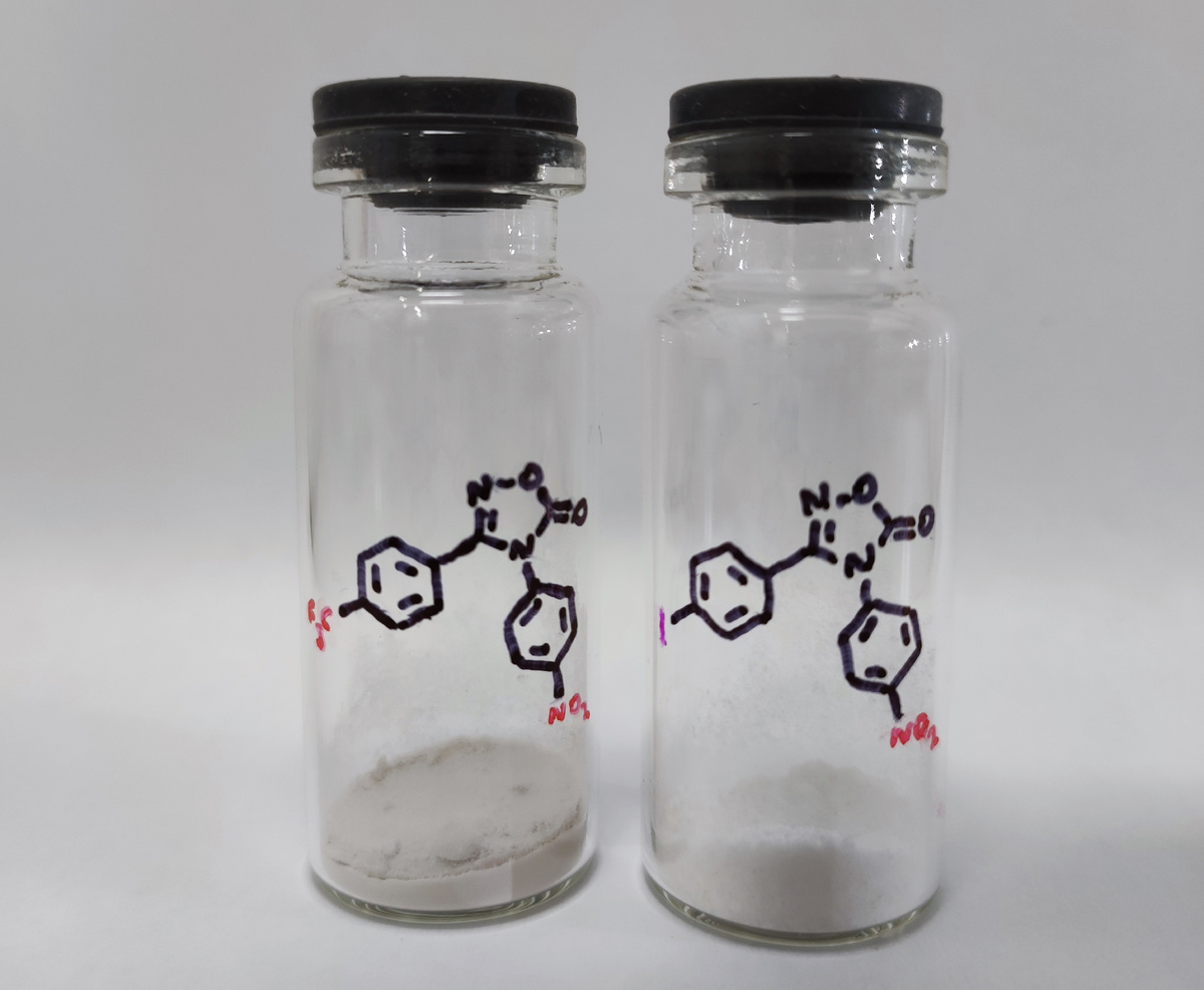 Образцы синтезированных соединений. Источник: Артем Семенов