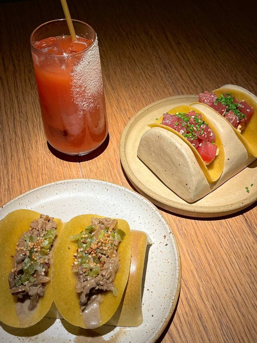 Тако с говядиной и тако с тунцом