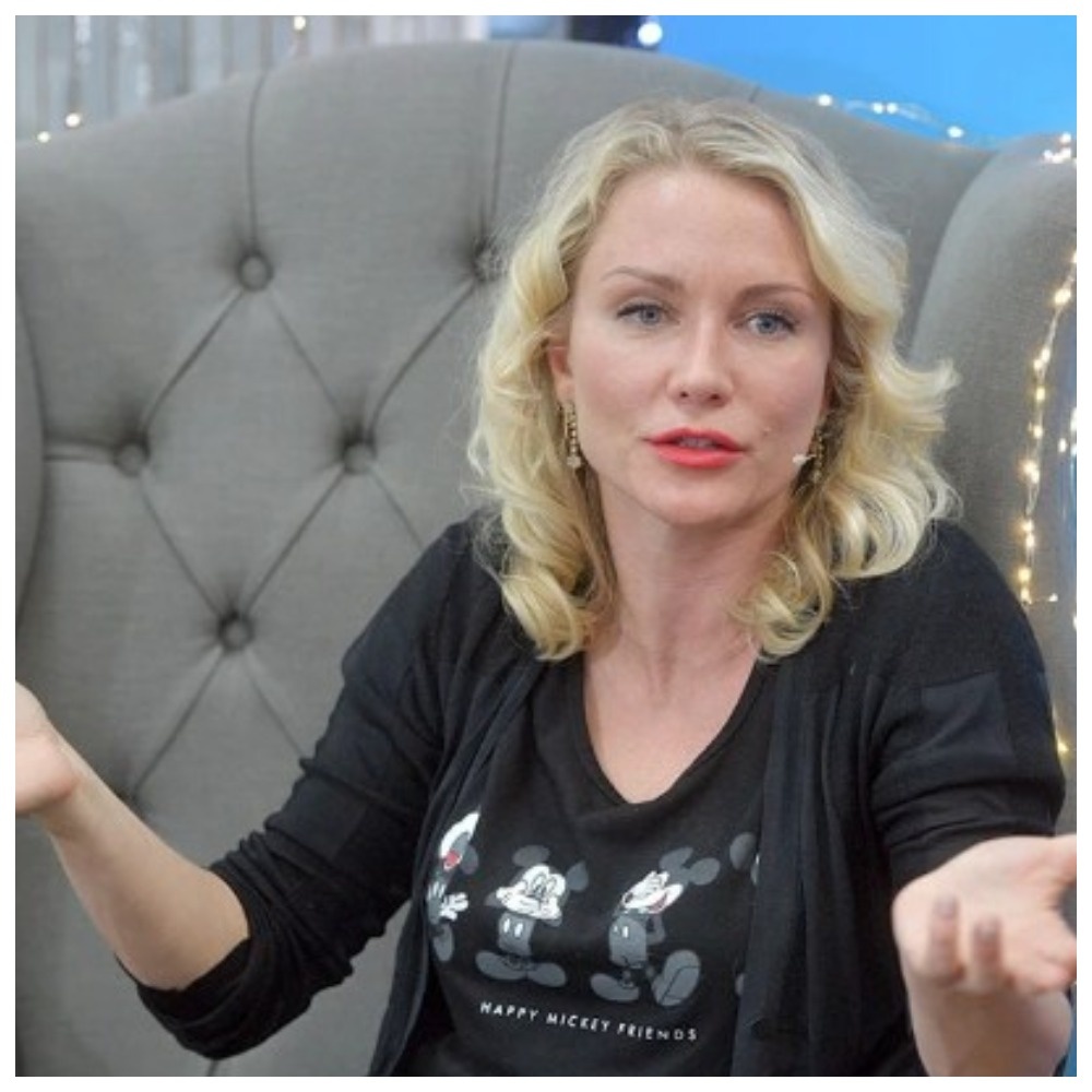 Доверенность отозвана 5 сентября. Катя ушла из дела так быстро, будто обожглась о горячую сковородку.