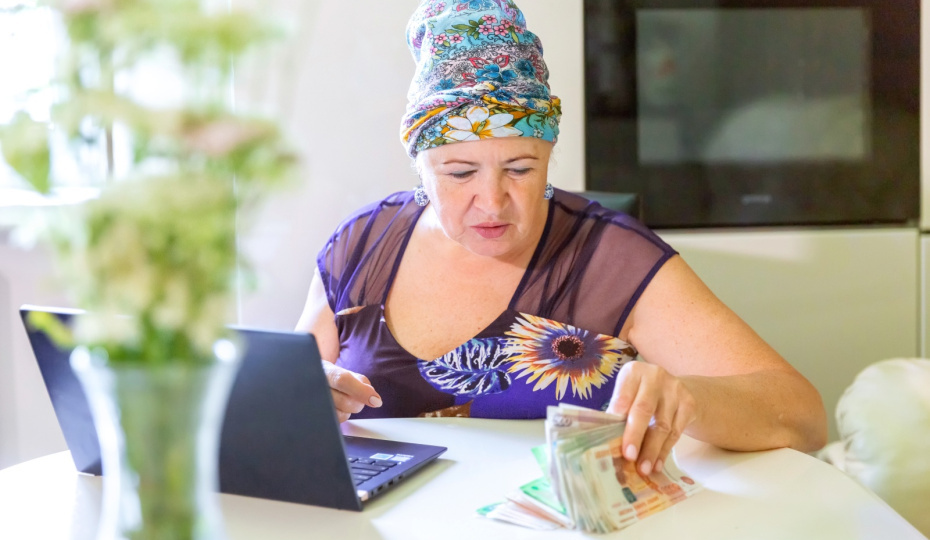 До 17 тысяч рублей. Выплаты пенсионерам ко Дню пожилых 1 октября: кому и в каких регионах положены, как оформить