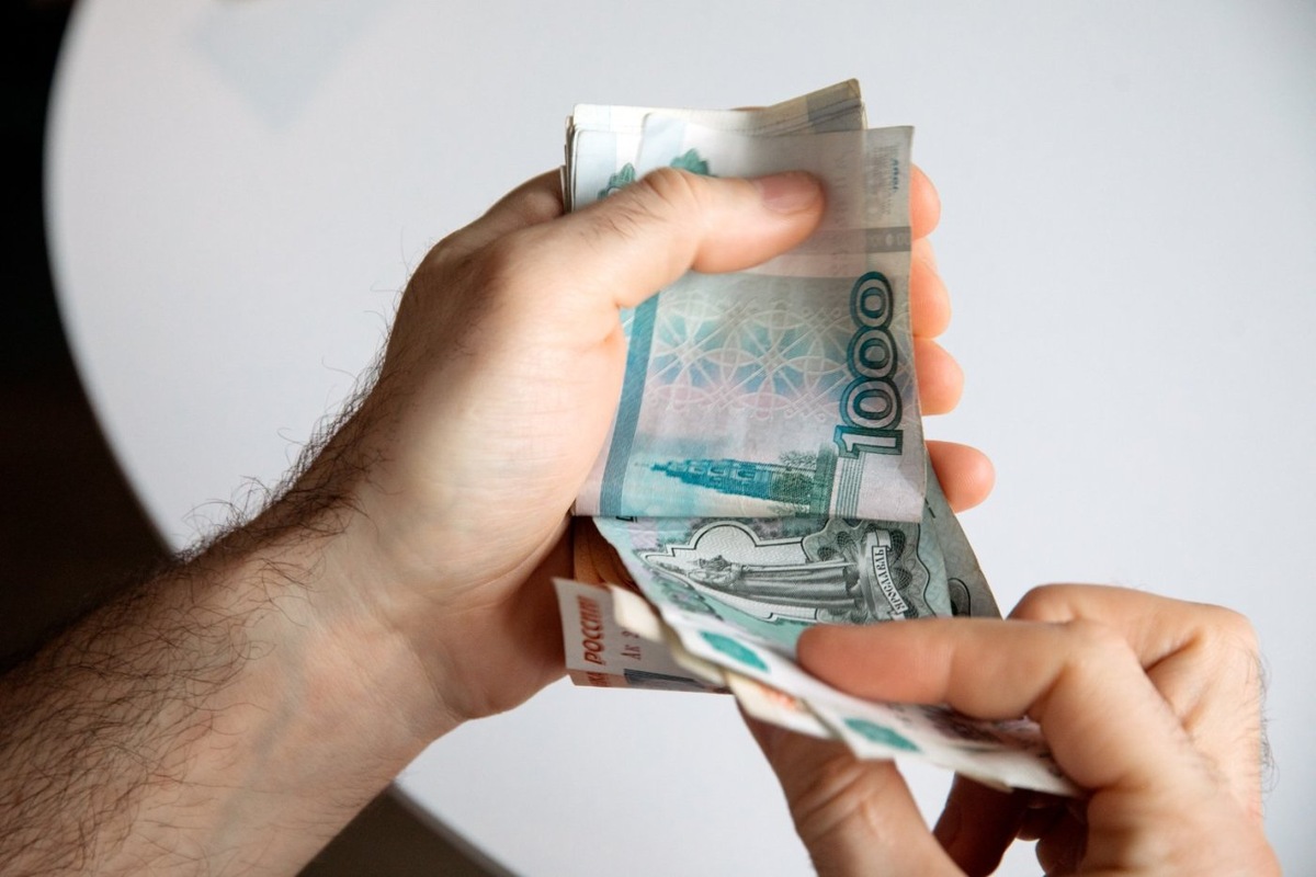    В Югре мать через суд взыскала с сына алименты на своё содержание