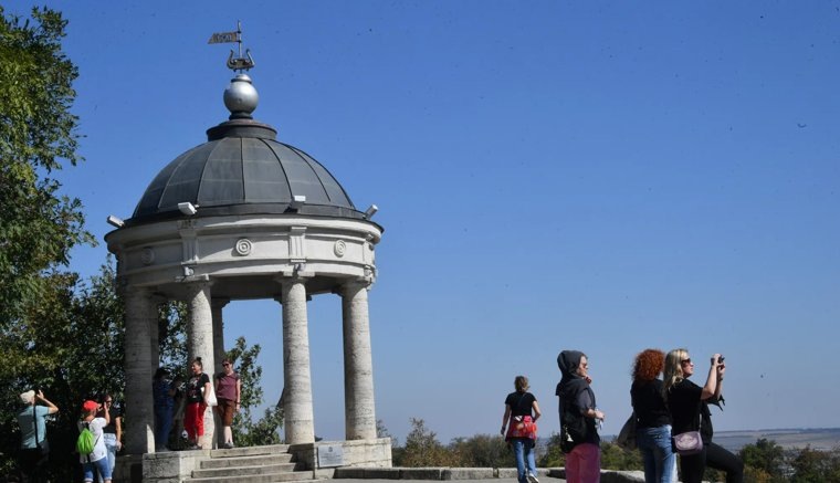 Беседка Эолова арфа. Фото: Komsomolskaya Pravda / Global Look Press