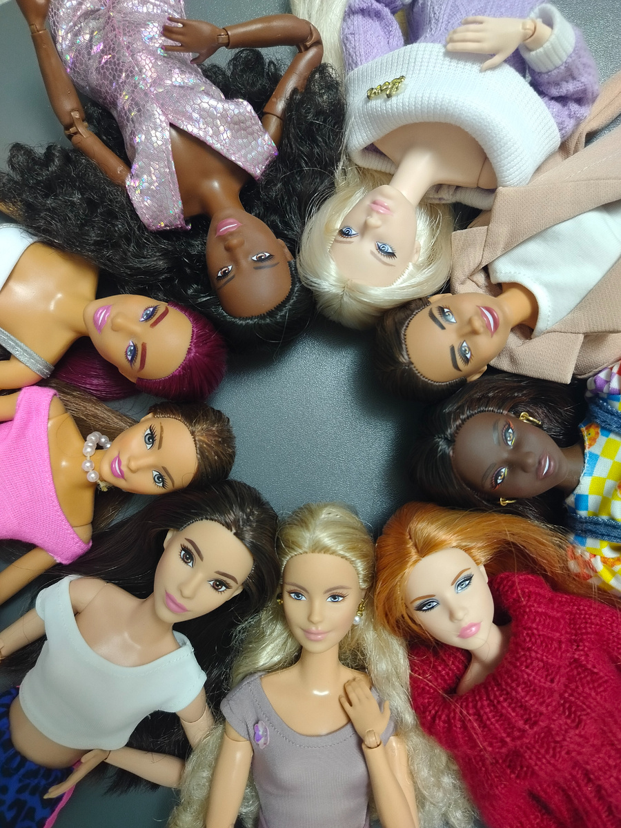 Не хватает лишь Мии, которая сейчас обитает у меня только в виде головы