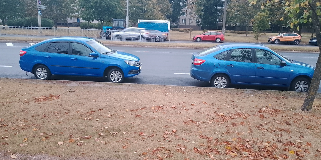 Сравнение заводской покраски и моей собственной (в гараже) на примере Лада Гранта