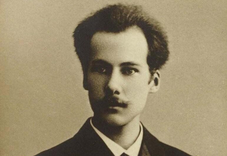 Андрей Белый фото из rg.ru