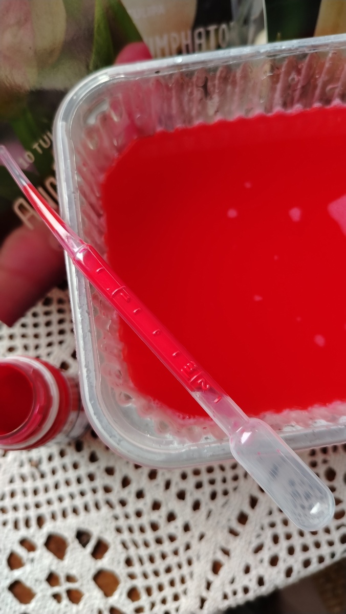 Очень удобный дозатор-пипетка. 