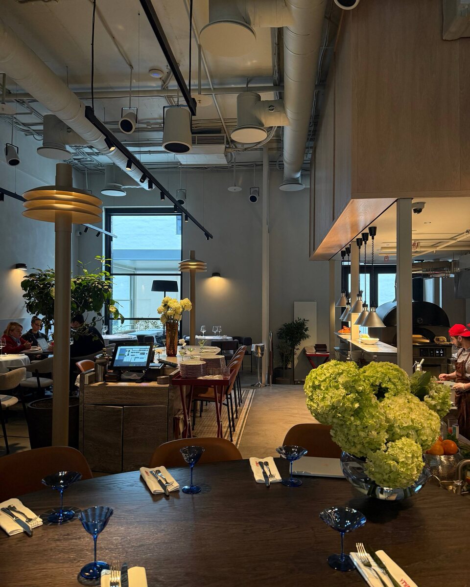 Интерьер в зале