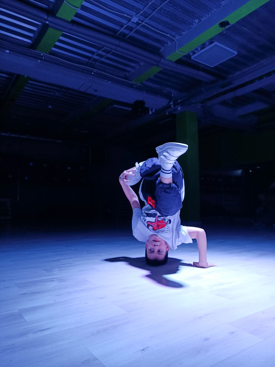 Брейк-данс стойка